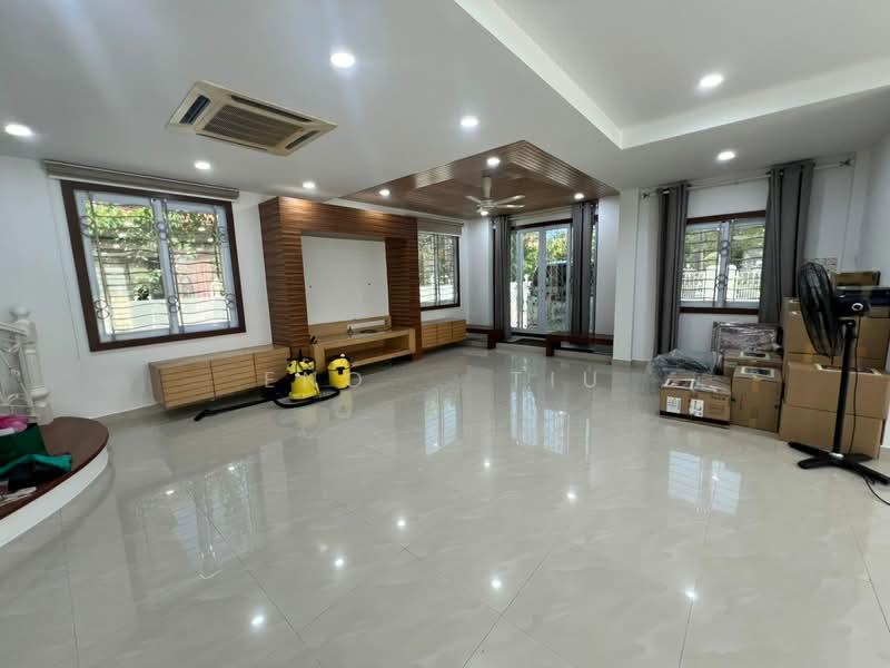 Batu Ferringhi Freehold Bungalow Land 6,986sqft Fully Renovated RM4.5M - 1