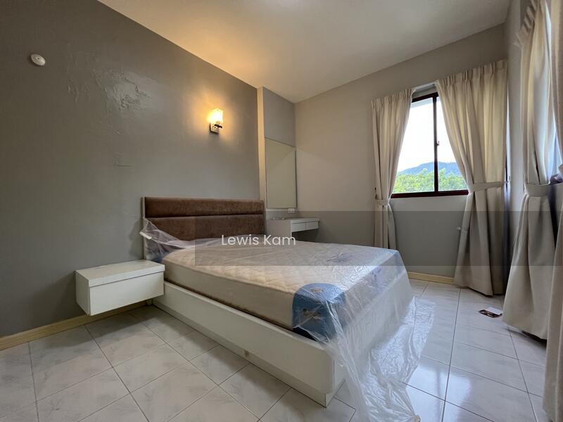 Marina Bay Condominium - 4