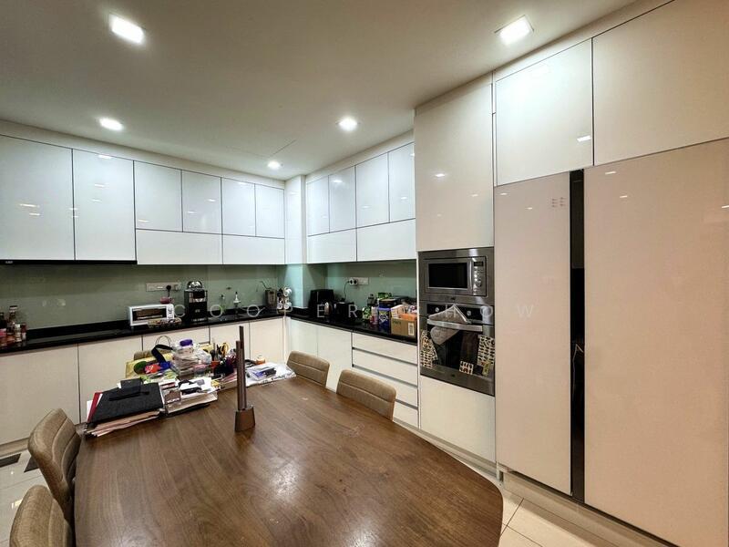Uptown Residences - 4