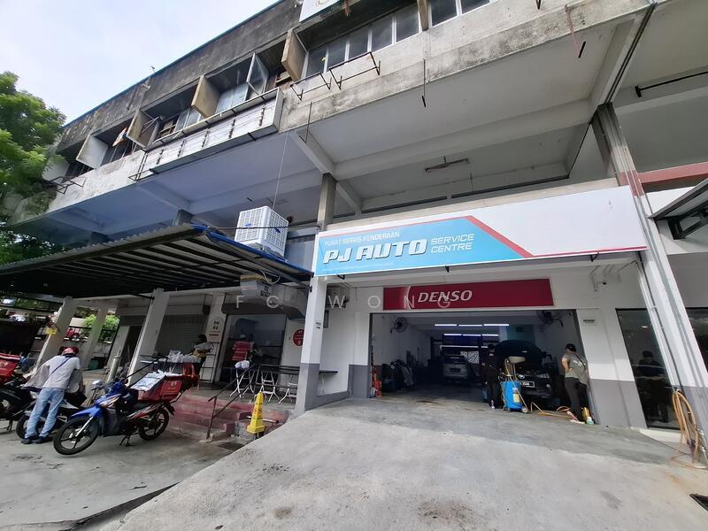 Sea Park Petaling Jaya 3 Storey Shop Office - 1