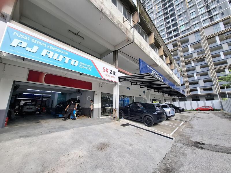 Sea Park Petaling Jaya 3 Storey Shop Office - 5