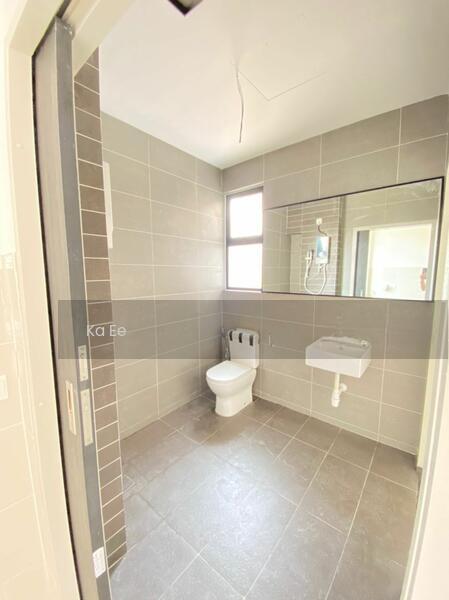 Elmina Valley 5 Elmina West - 5