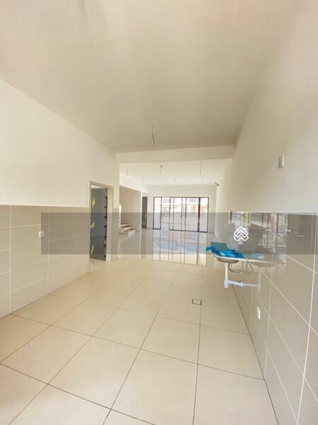 Elmina Valley 5 Elmina West - 2