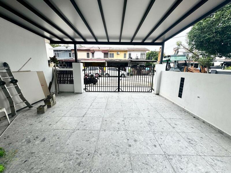 End Lot Double Storey Taman Sri Tanjung Semenyih - 3