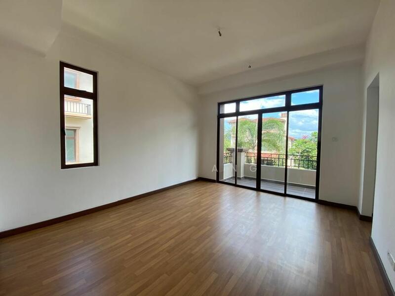 Bungalow at Diamond City - 2