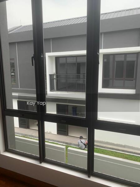 Semi-D house at Alam Impian - 3