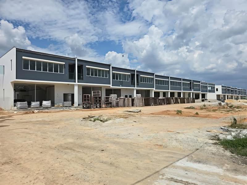 Bandar Indahpura - 1