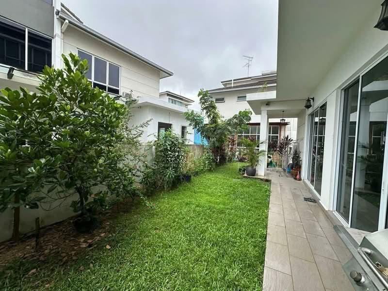 Senibong Cove - Isola Grandeur - 1