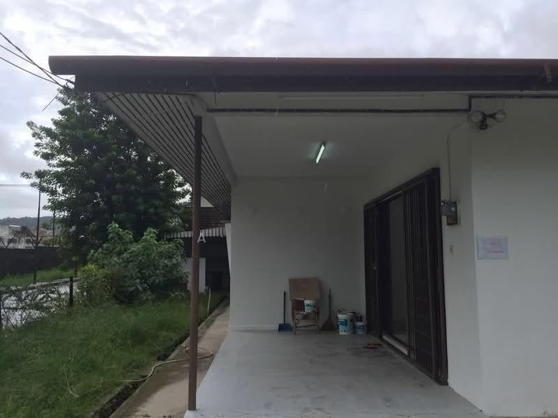 JALAN CHEE SENG , 1/semi-D Corner unit for sale , la 3500sf - 2