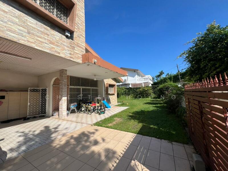 Ukay Heights Bungalow - 2