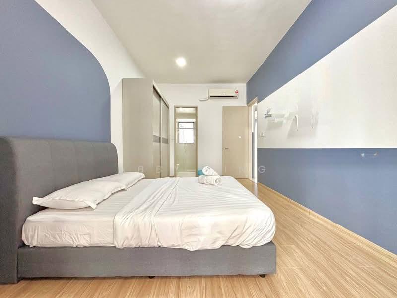 Bay Point @ Country Garden Danga Bay - 4