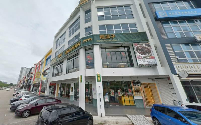 Jalan Mutiara 2 Taman Mount Austin 3 Storey shop for sale - 3