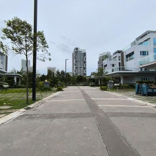 Lakefront Villa Cyberjaya - 3