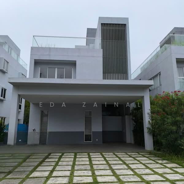 Lakefront Villa Cyberjaya - 2