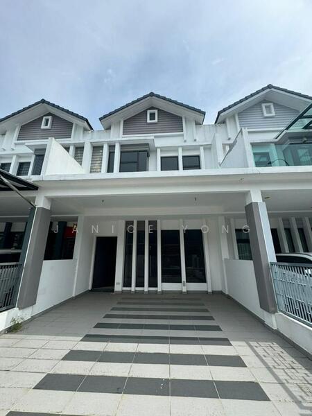 Elata Vita @ Taman Setia Tropika - 1