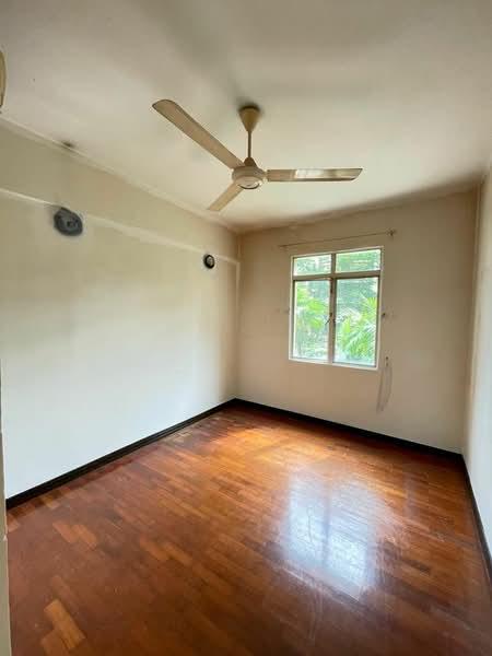 Bungaraya Condominium - 3