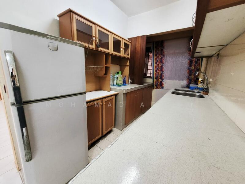 saujana apartment - 4