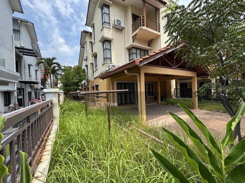 Seri Jalil @ Endlot With 10 Feet Side Land - 3