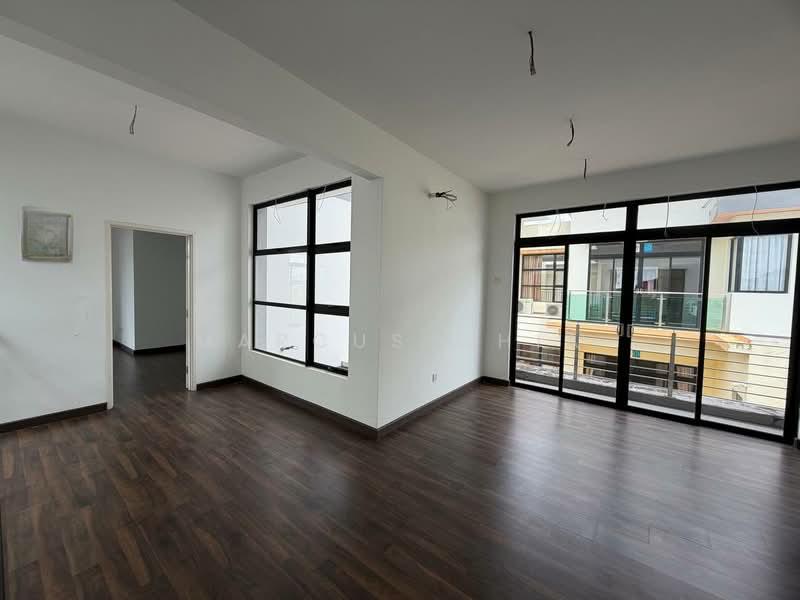 Phase 12A @ Precinct 12 Desa Tebrau - 4