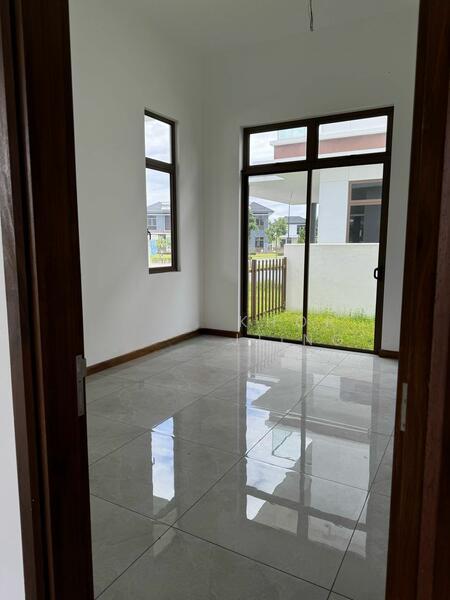 Cora @ Eco Ardence - 4