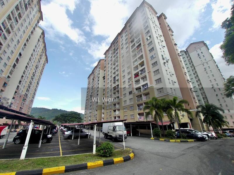 Lakeview Apartments - 3