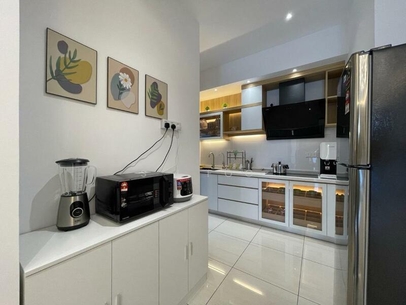 Queens Residences Q2 @ Queens Waterfront - 5