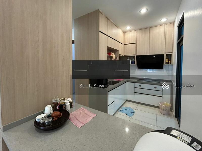 Queens Residences Q1 @ Queens Waterfront - 2