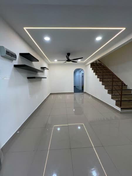 Taman Johor jaya - 2