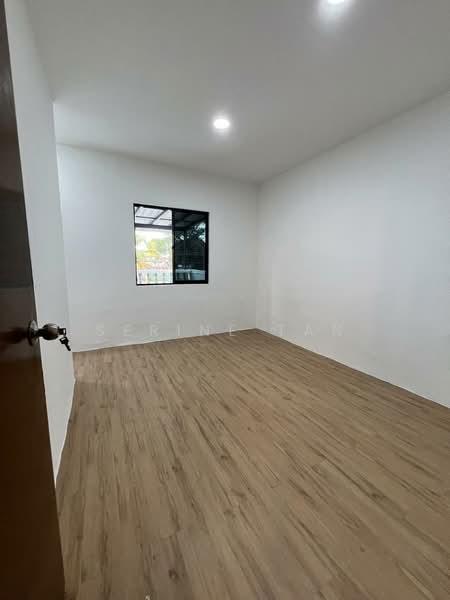 Taman Johor jaya - 5