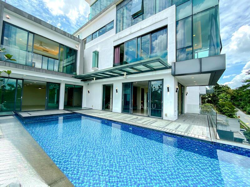 Perfect KL Tower View Brand Over The Top Luxurious Bungalow - 2