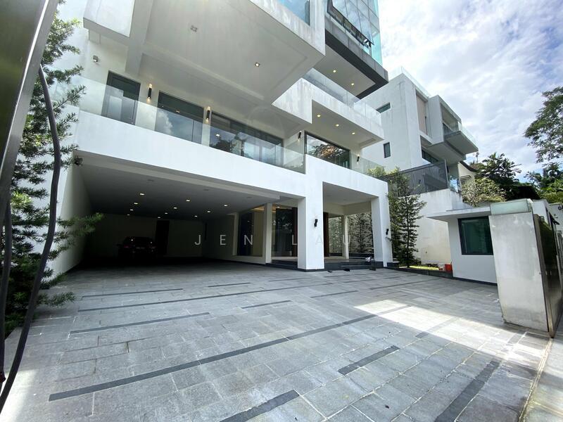 Perfect KL Tower View Brand Over The Top Luxurious Bungalow - 4