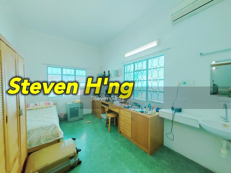 Single storey terrace corner Reservoir Garden Ayer Itam land 3800sf - 4