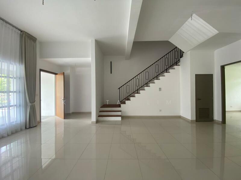 Maple Residence @ Laman View - 3