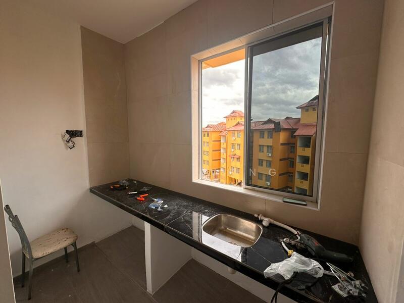 Pangsapuri Jentayu @ Kangkar Pulai - 1