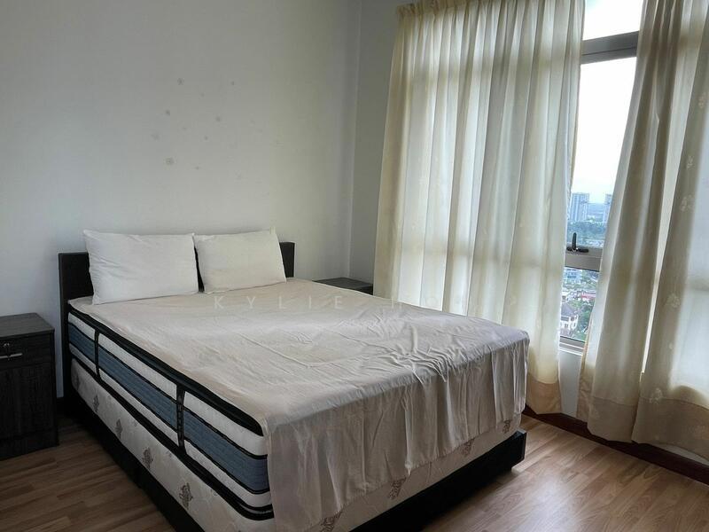 Shaftsbury Residence - 4