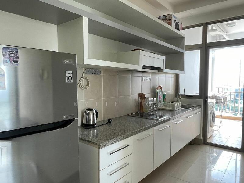 Shaftsbury Residence - 2