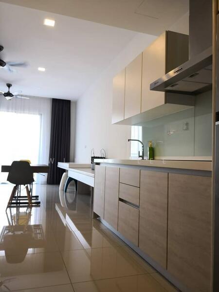 Paramount Utropolis - 1