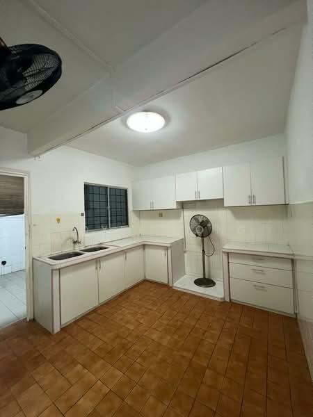 Sri Menjalara 62b, 2sty house, 16x55, Freehold, More Parking, Kepong - 2