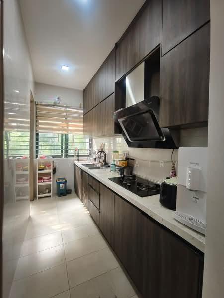 Maple Residence @ Laman View - 2