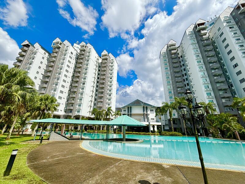 De Summit Condominium - 1