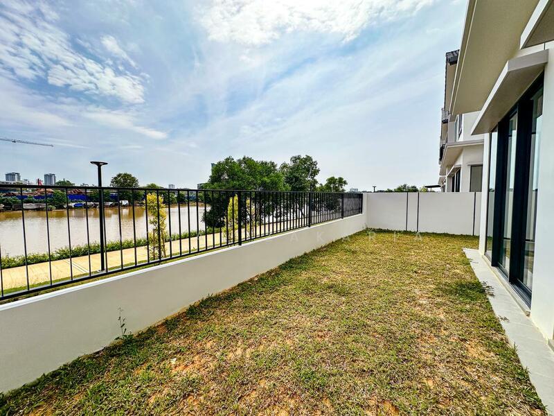 Facing Lake Double Storey Semi D House Sejati Lakeside 2 Cyberjaya - 4