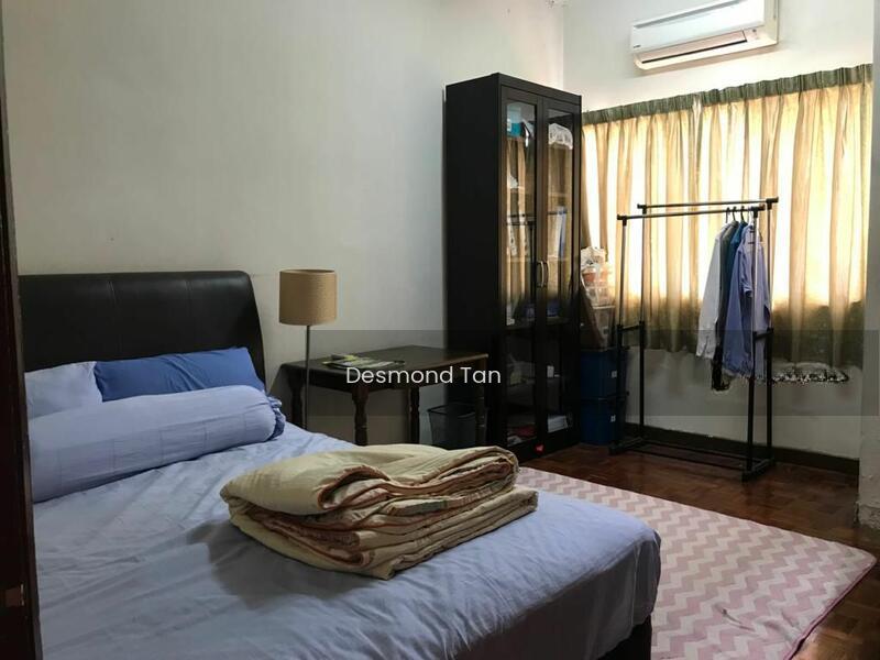 Terrace house at Damansara Jaya - 4