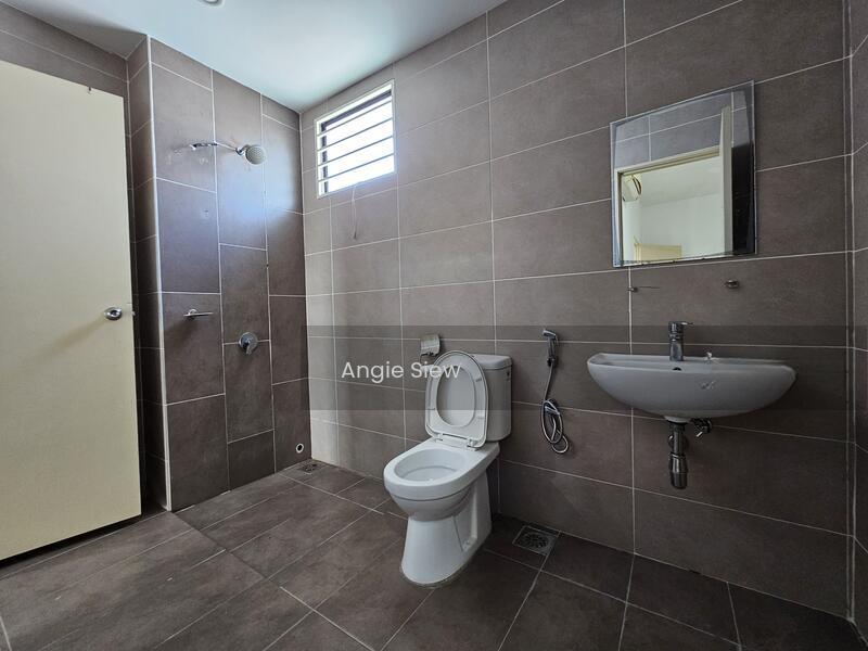 Lakeside Residences - 4