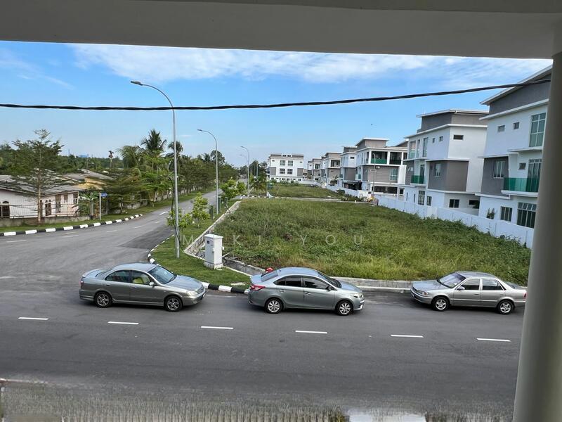 Semi-Detached House at Teluk Panglima Garang - 1