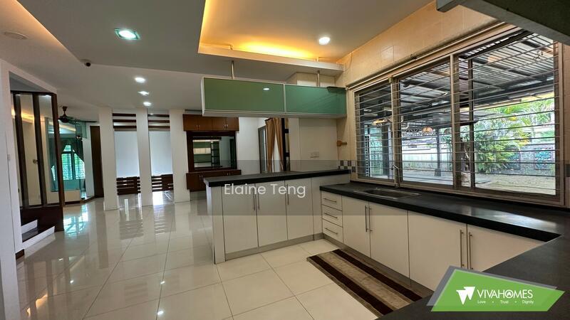 Fully Extended Corner Semi D for Sale - 2