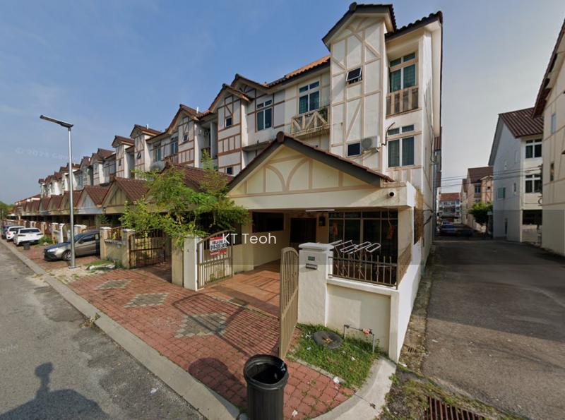 Below Market Value; 3 Storey Terrace House @ Bandar Baru Barat - 4