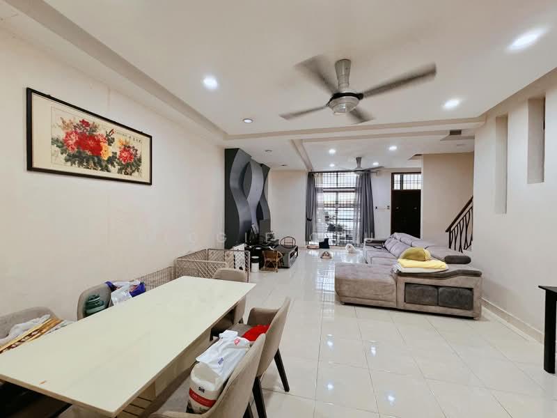 Taman Austin Perdana - 4