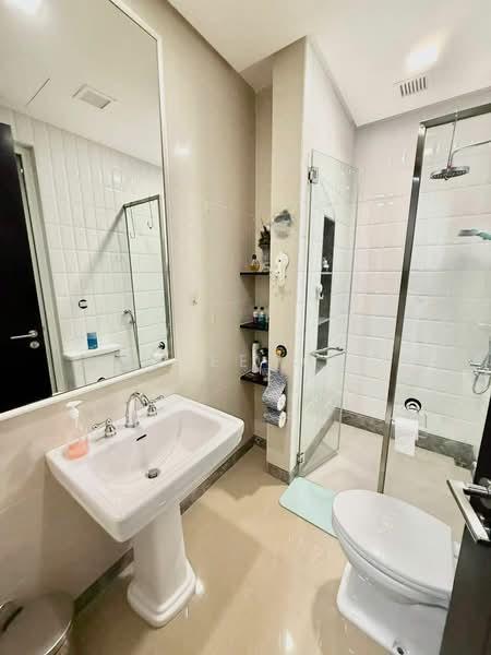 Quayside Seafront Resort Condominiums - 4