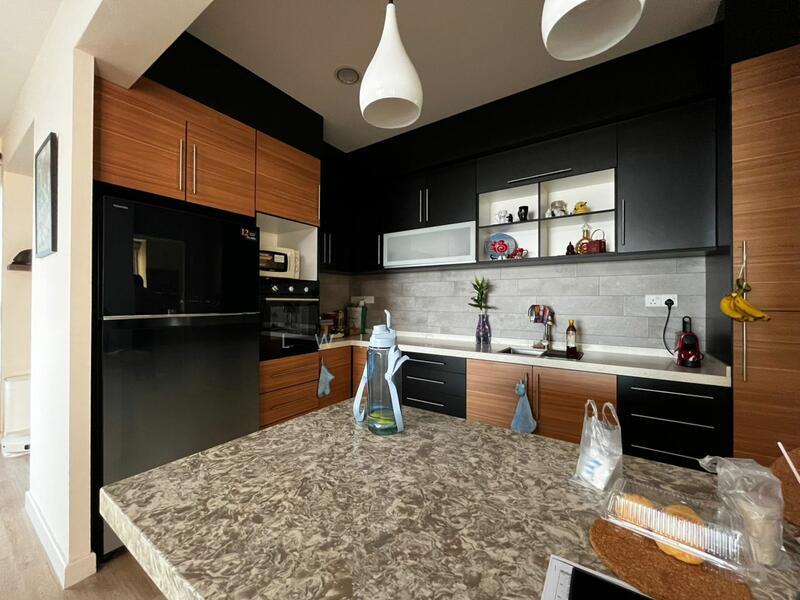 Platino Condominium - 4