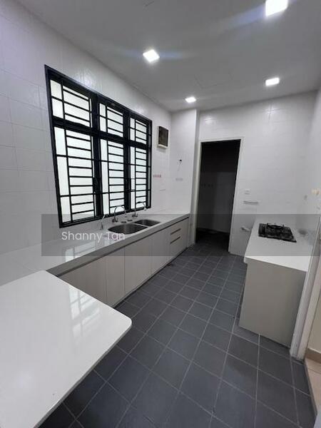 Bukit Sungai Long - 5